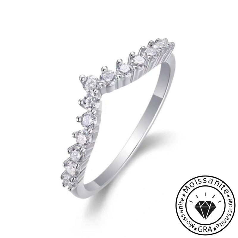Solarii Moissanite 0.78ct Round Cut 925 Sterling Silver Wedding Band