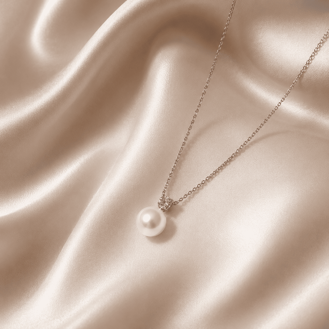 Elegant Pearl Drop Necklace