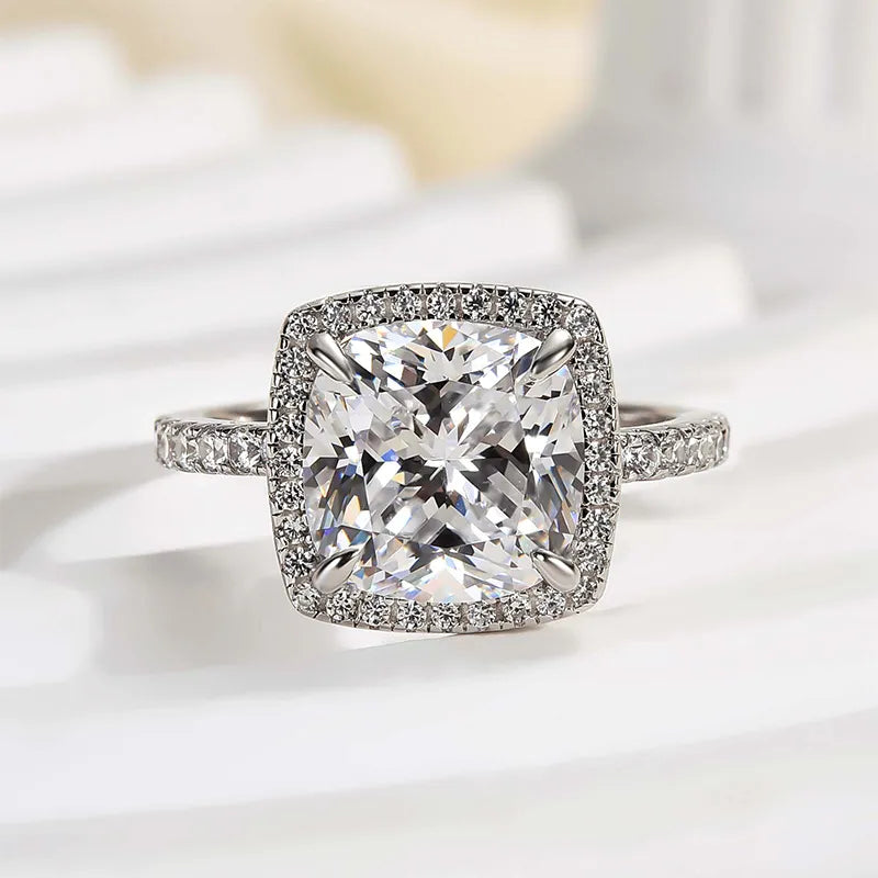 Charming Cushion Cut 4.0ct Halo Design Engagement Ring In Sterling Silver
