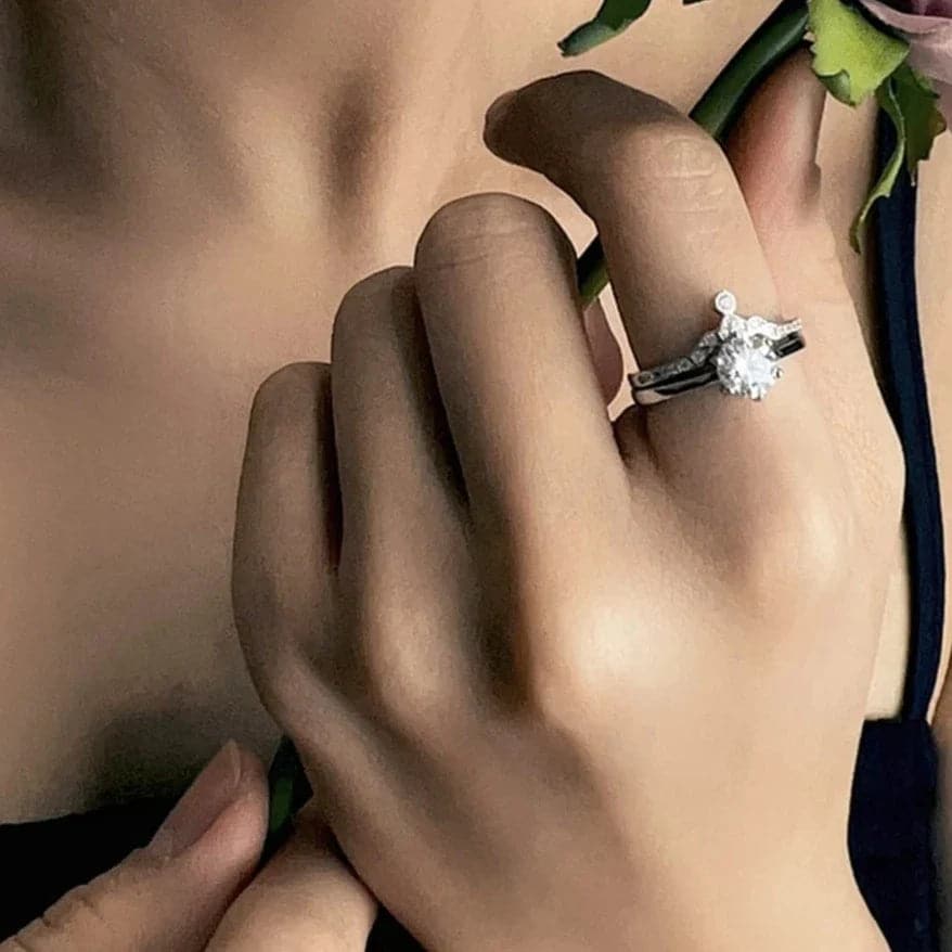 Solarii Moissanite 1.0ct Round Cut 925 Sterling Silver Wedding Ring Set