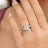 Gleaming Round Cut 1.0ct Halo Design Engagement Ring In Sterling Silver