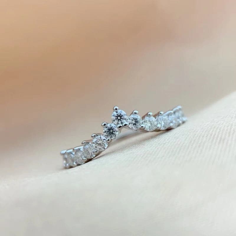 Solarii Moissanite 0.78ct Round Cut 925 Sterling Silver Wedding Band