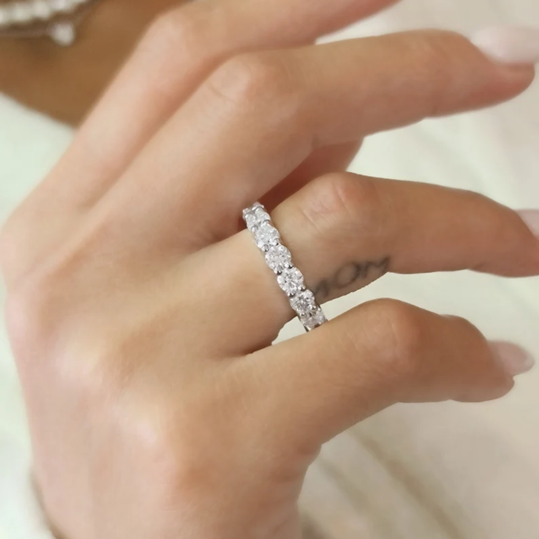 Solarii Round Cut Wedding Ring In 925 Sterling Silver