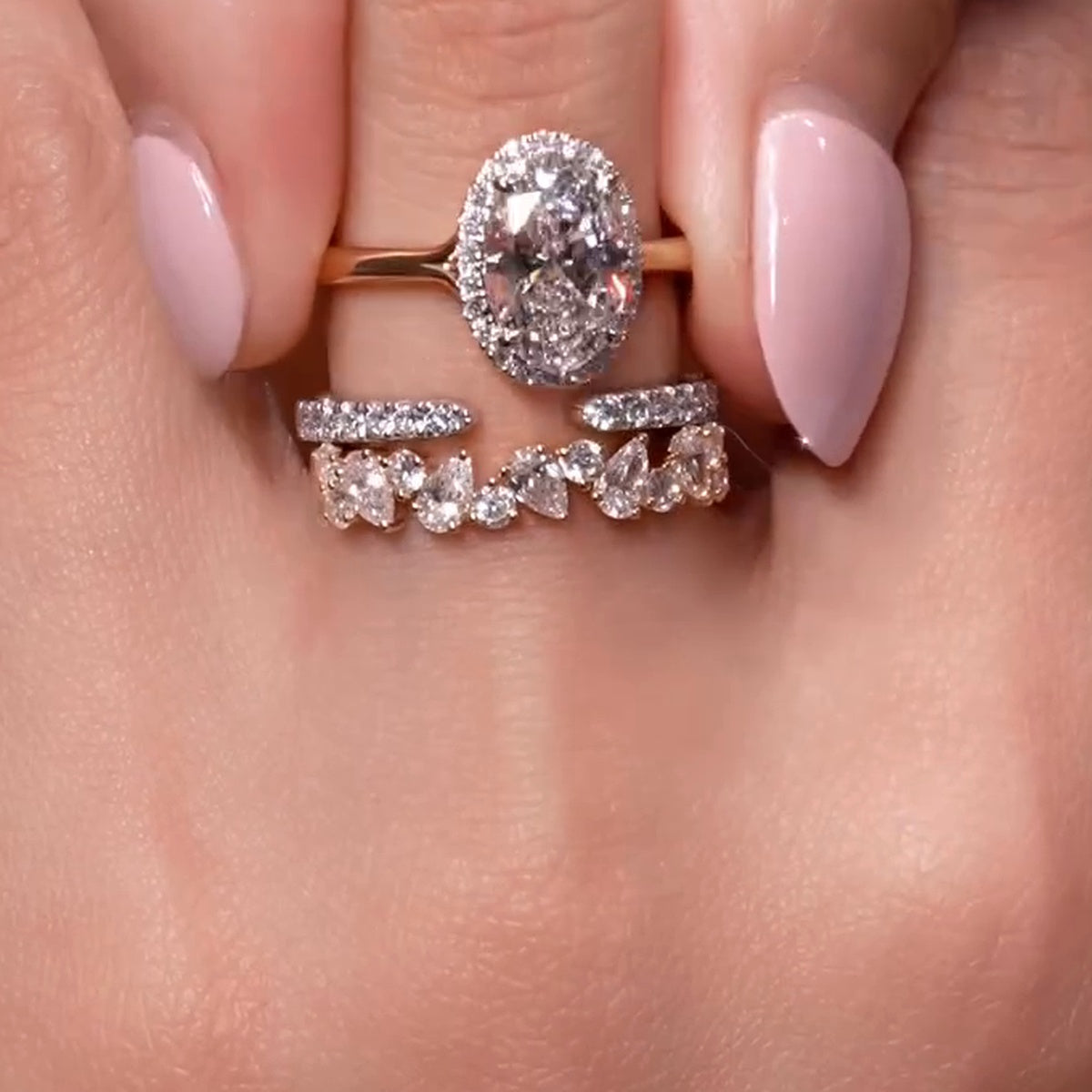 Magnificent 4PC 2.0ct Oval Cut Halo Gemstone Ring Stack