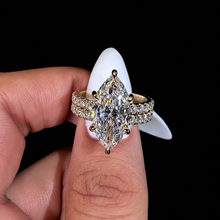 Elegant 3.0ct Marquise Cut Gemstone Engagement Ring Set