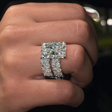 Luxurious 8.0ct Radiant Cut Gemstone Statement Ring Set