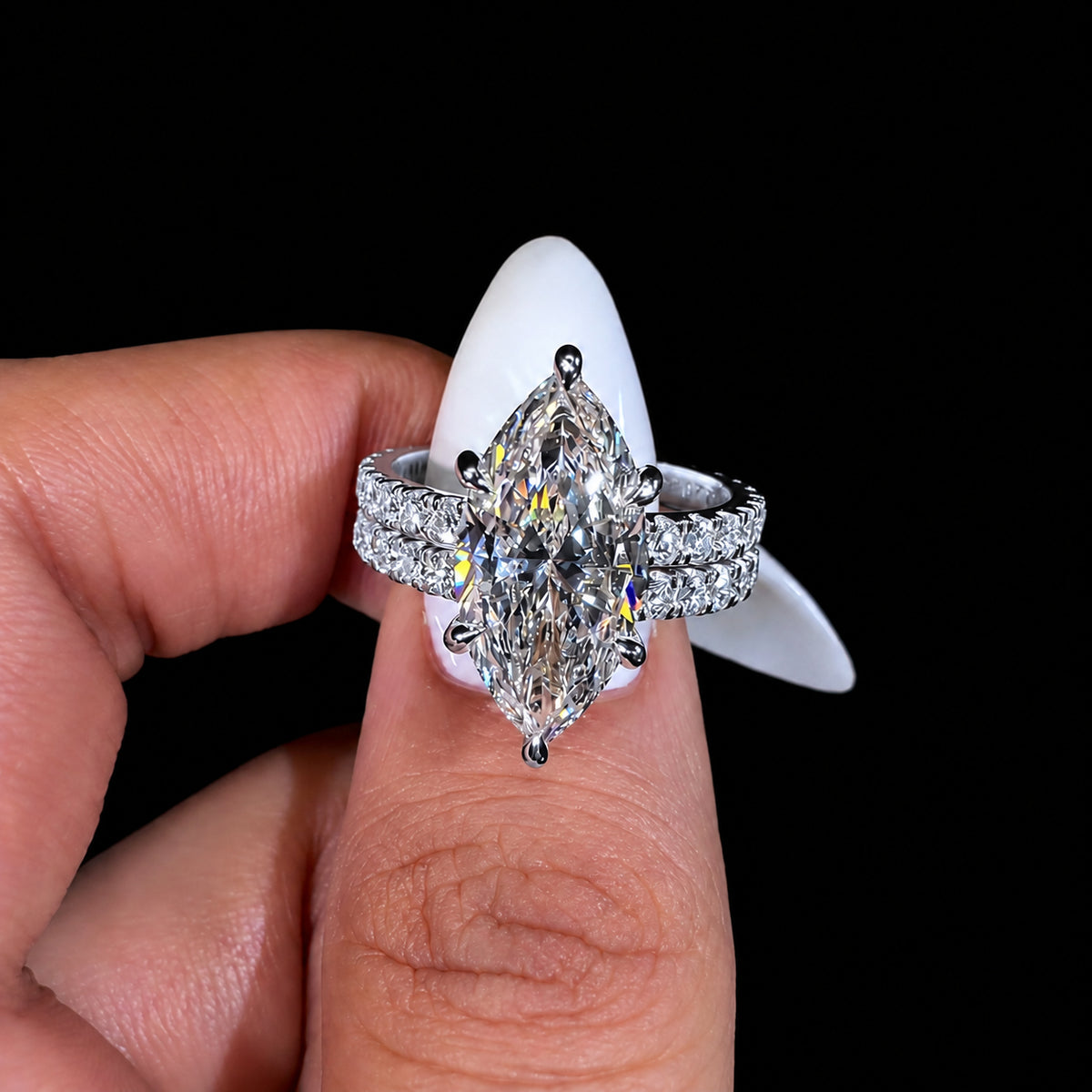 Elegant 3.0ct Marquise Cut Gemstone Engagement Ring Set
