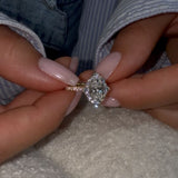 Magnificent Halo Oval Cut 3.0ct Engagement Ring In Sterling Silver