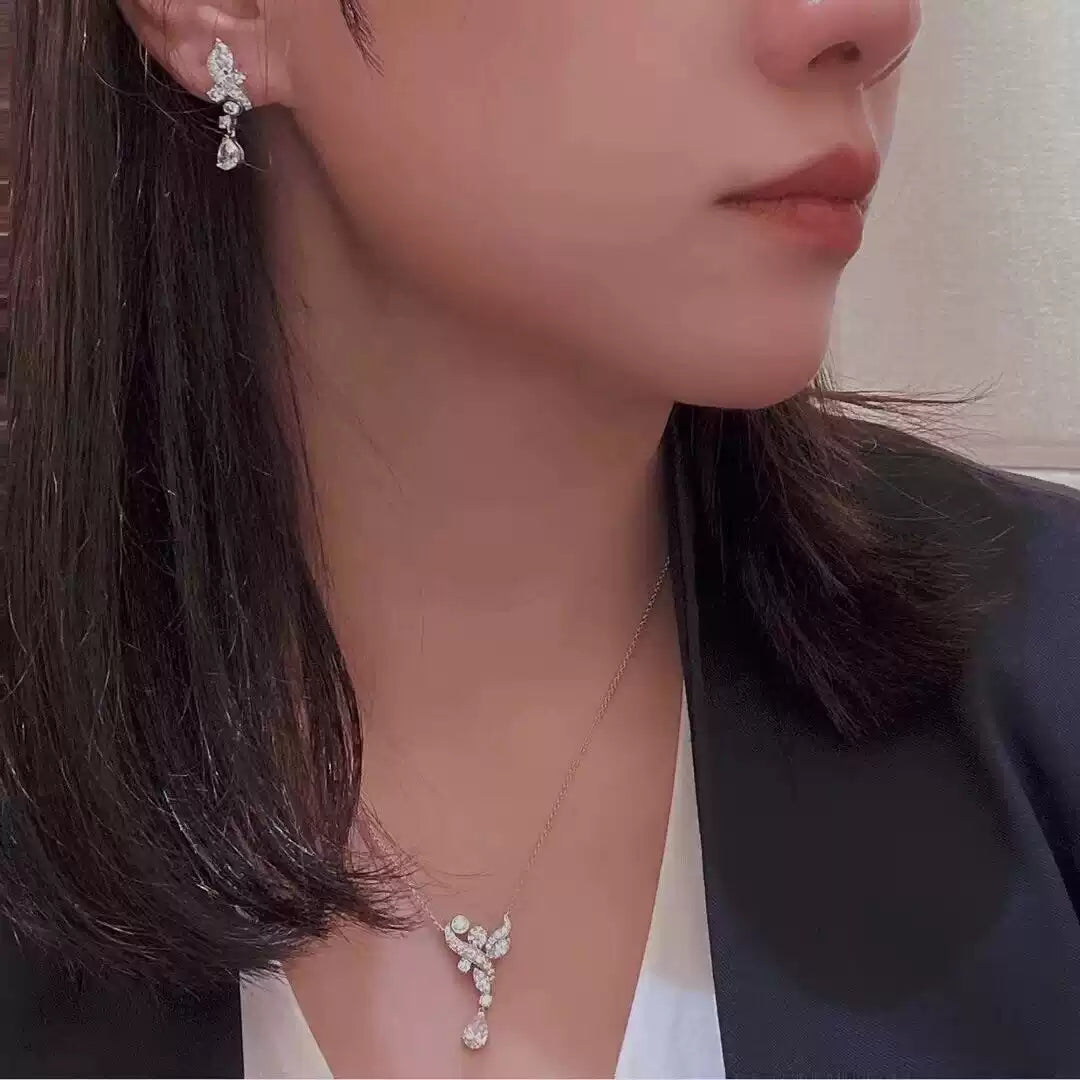 Luxurious Pear Cut 1.5ct 925 Sterling Silver Necklace