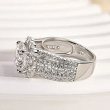 Sumptuous Halo Design Round Cut 4.0ct Engagement Ring In Sterling Silver