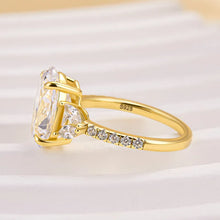 Solarii New Arrived 4.0ct Oval Cut Three Stones Engagement Ring