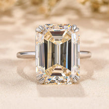 Luxurious Emerald Cut 11.5ct 925 Sterling Silver Engagement Ring
