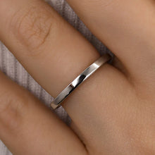 Muted 925 Sterling Silver Round Cut Wedding Ring