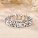 Stylish 925 Sterling Silver Round Cut Wedding Band