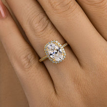 Gorgeous Oval Cut 2.3ct Halo Design Engagement Ring In Sterling Silver