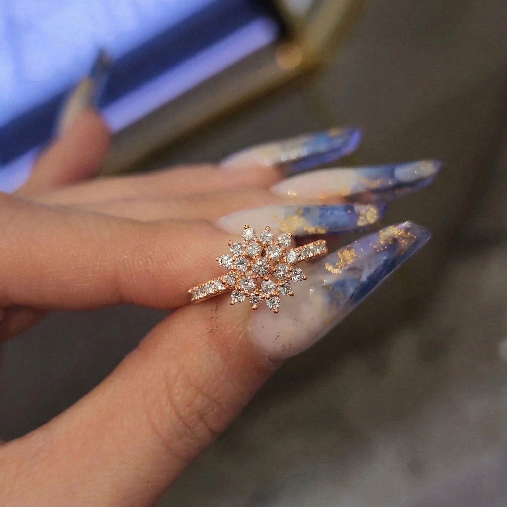 Exquisite Snowflake Cluster Round Cut Engagement Ring for Women In Sterling Silver