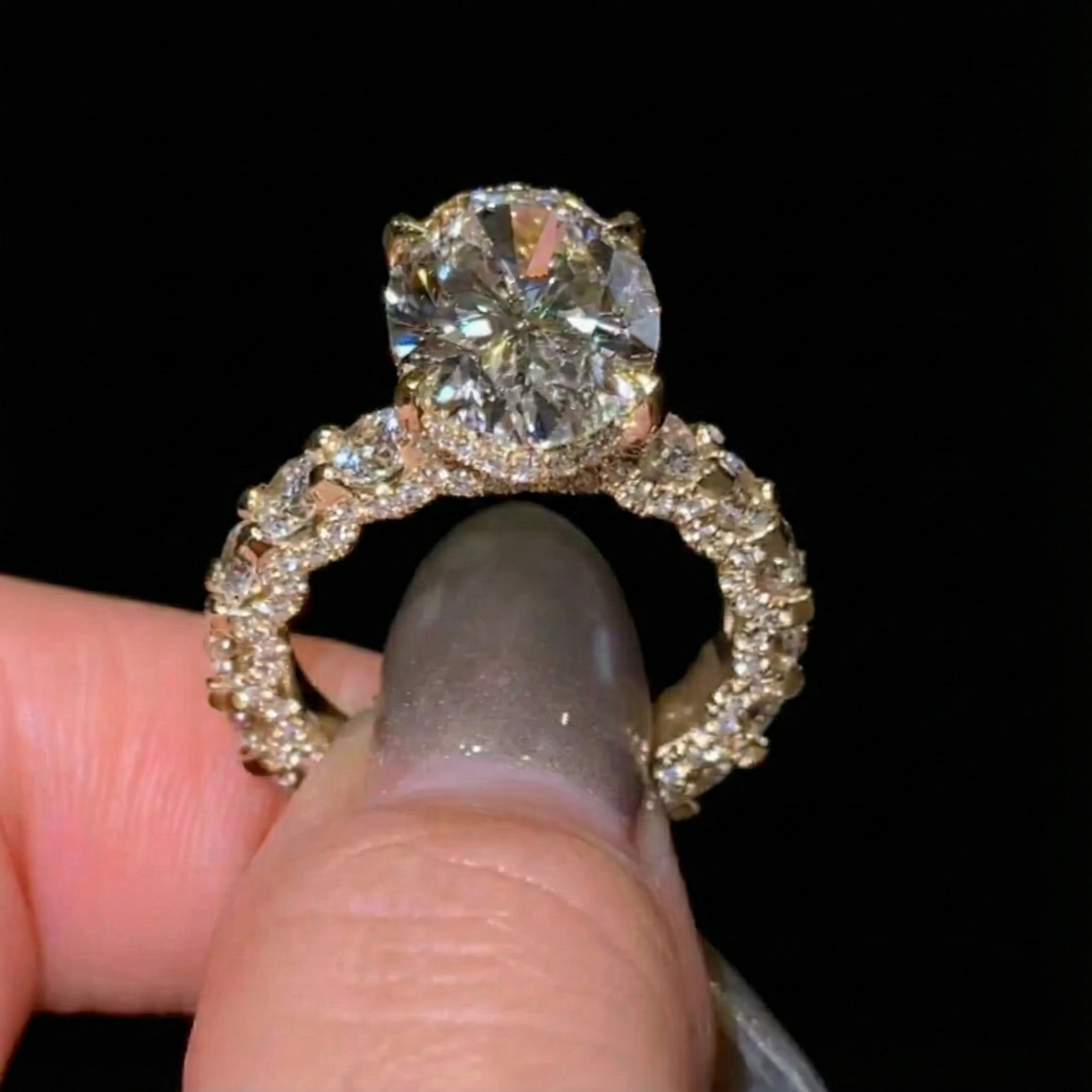 Preciously-crafted Pave Oval Cut 7.0ct Engagement Ring In Sterling Silver