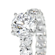 Sumptuous Solarii Moissanite 2.0ct Round Cut 925 Sterling Silver Pave Engagement Ring