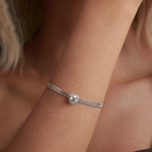 Solarii Moissanite 1.0ct Heart Cut 925 Sterling Silver Bracelet