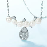 Exquisite Snowflake Design Pearl Necklace In Sterling Silver For Woman