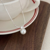 Chic Snake Chain Necklace Single Pearl In Sterling Silver For Woman