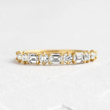 Gorgeous 925 Sterling Silver Emerald Cut & Round Cut Wedding Ring