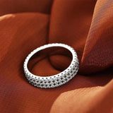 Tantalizing 925 Sterling Silver Round Cut Wedding Ring