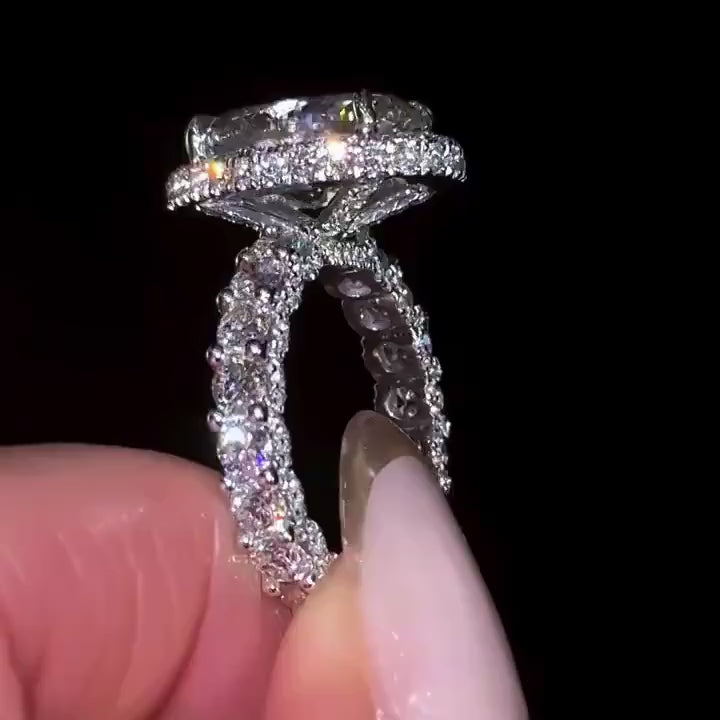 Gorgeous Hidden Halo Oval Cut 4.0ct Engagement Ring In Sterling Silver
