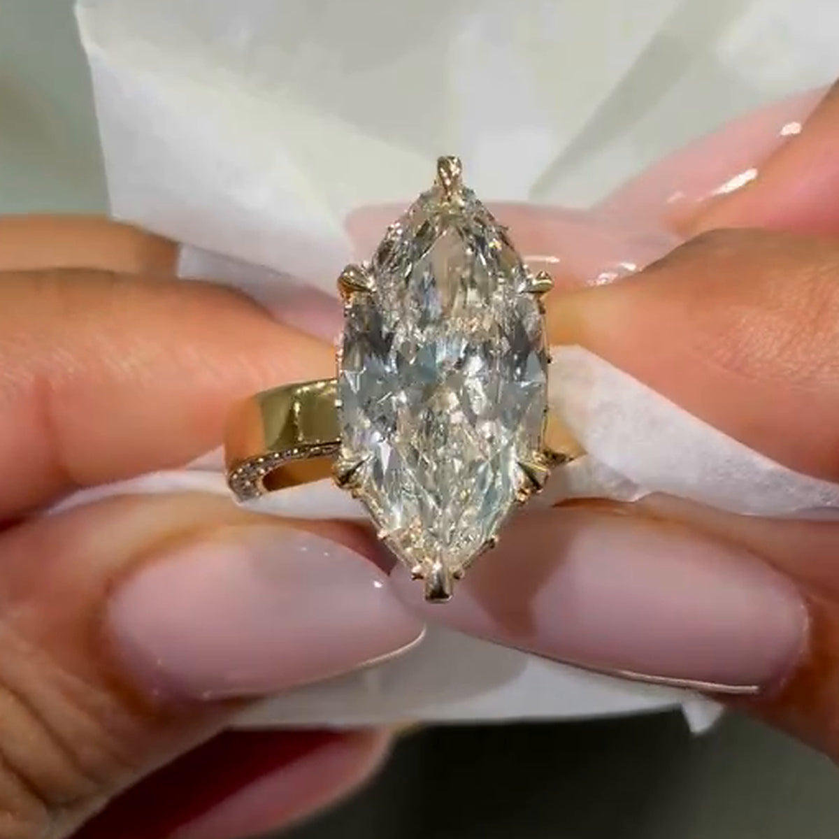 Luxurious 8.0ct Marquise Cut Gemstone Engagement Ring With Side Pavé Band