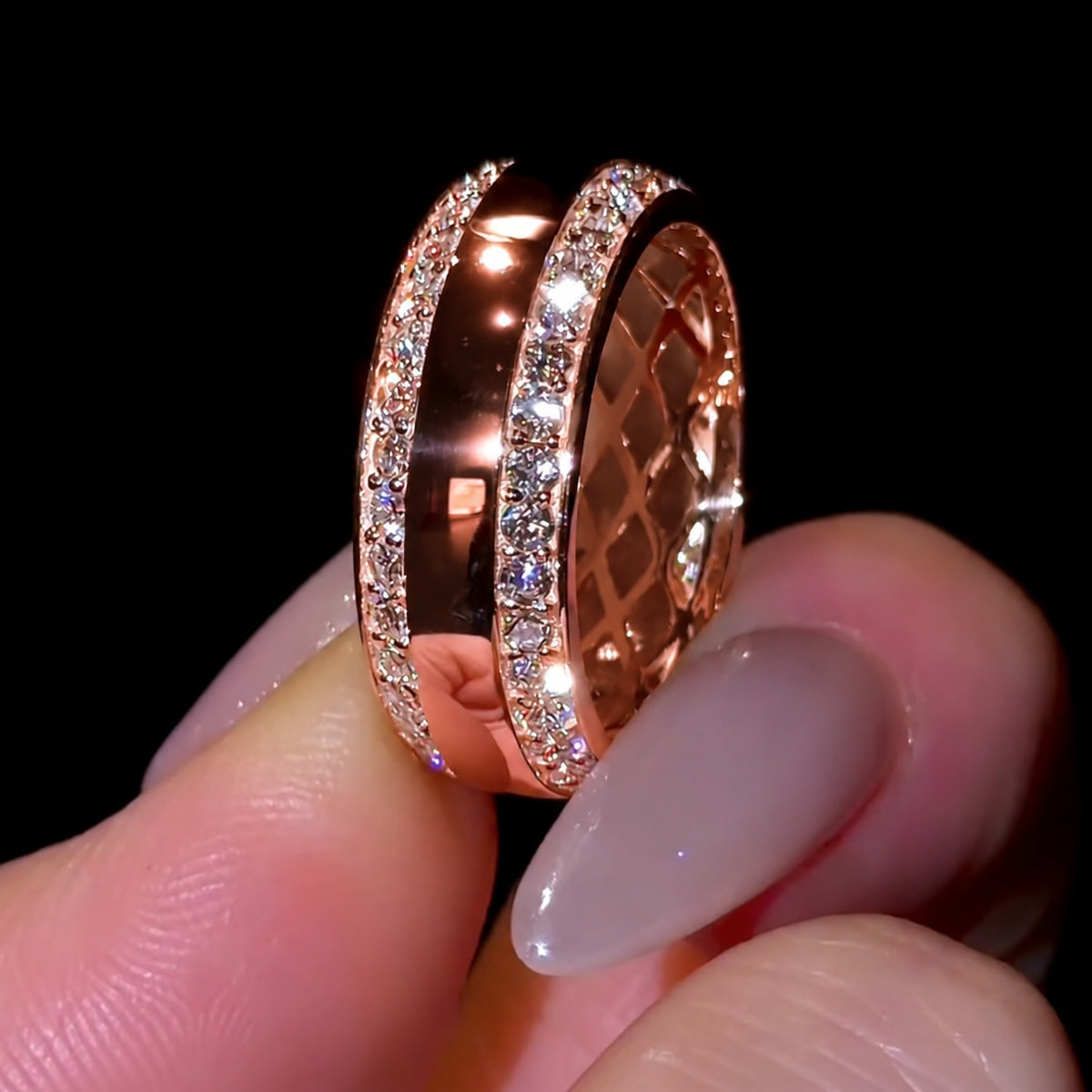 Double Pavé Edge High Polish Wide Cigar Band in Sterling Silver