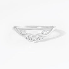 Curved 925 Sterling Silver Round Cut Wedding Ring