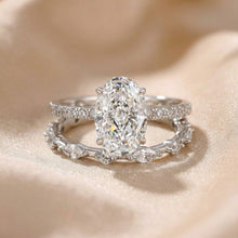 Solarii Attractive Crushed Ice Oval Cut Ring Set