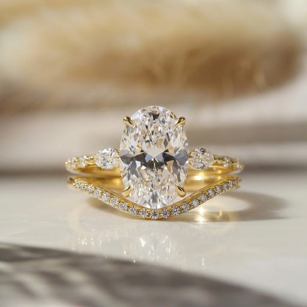 Elegant Oval Cut 925 Sterling Silver Wedding Ring Set